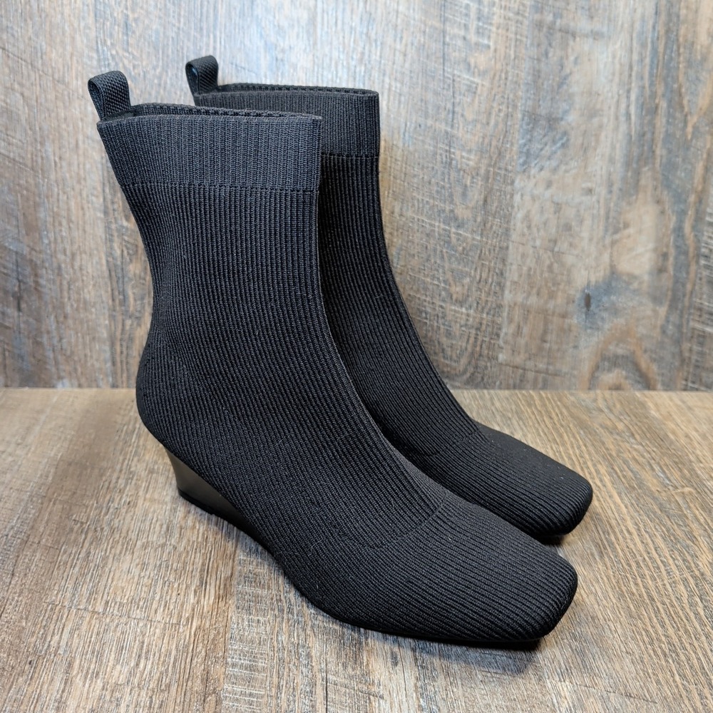 Vivaia Margot Wedge Bootie Water Repellant Black Womens Size EU 38.5 US 7.5